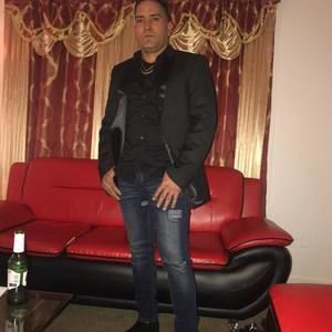 Meet your Posher, Wilfredo